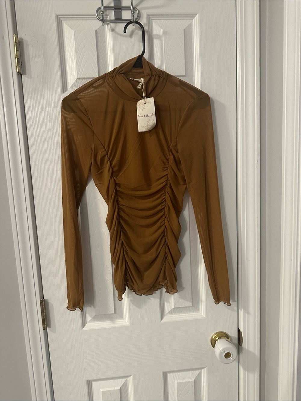 NWT Hem & Thread Brown Ruched Long Sleeve Mesh Top